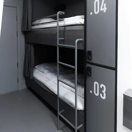 Roberta's Society Hostel *