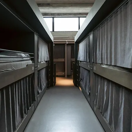 Roberta's Society Albergue *