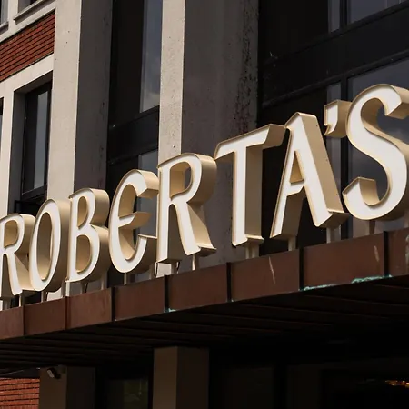 Roberta's Society Albergue