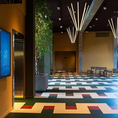 Roberta's Society Hostel