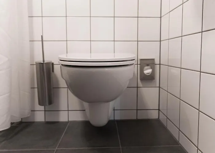 Хостел Roberta's Society