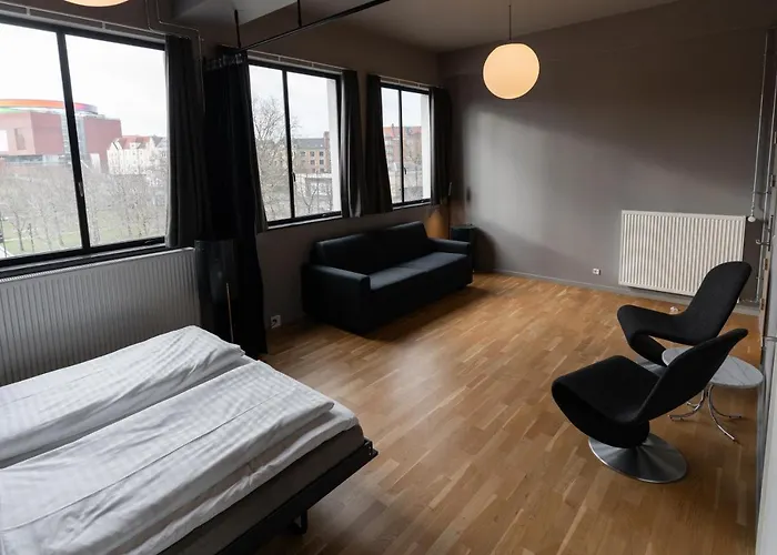 Roberta's Society 旅馆 *