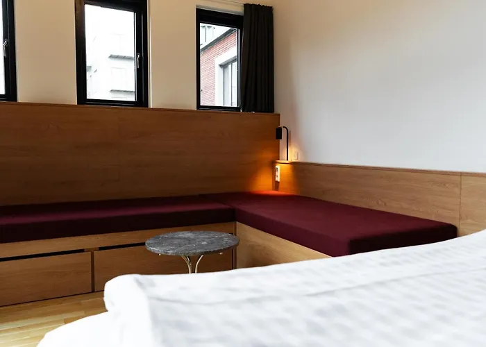 旅馆 Roberta's Society *